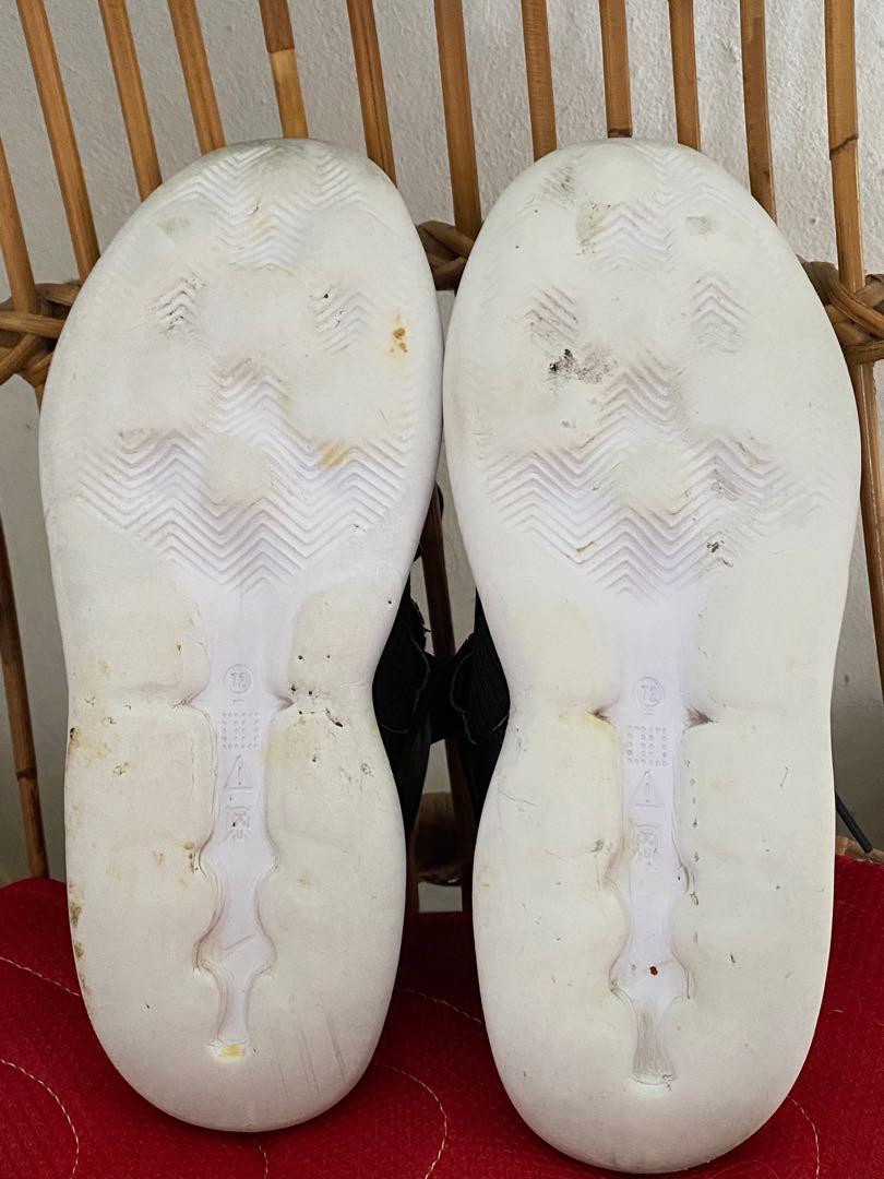 nike kwazi running shoes