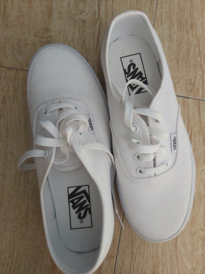 vans triple white authentic