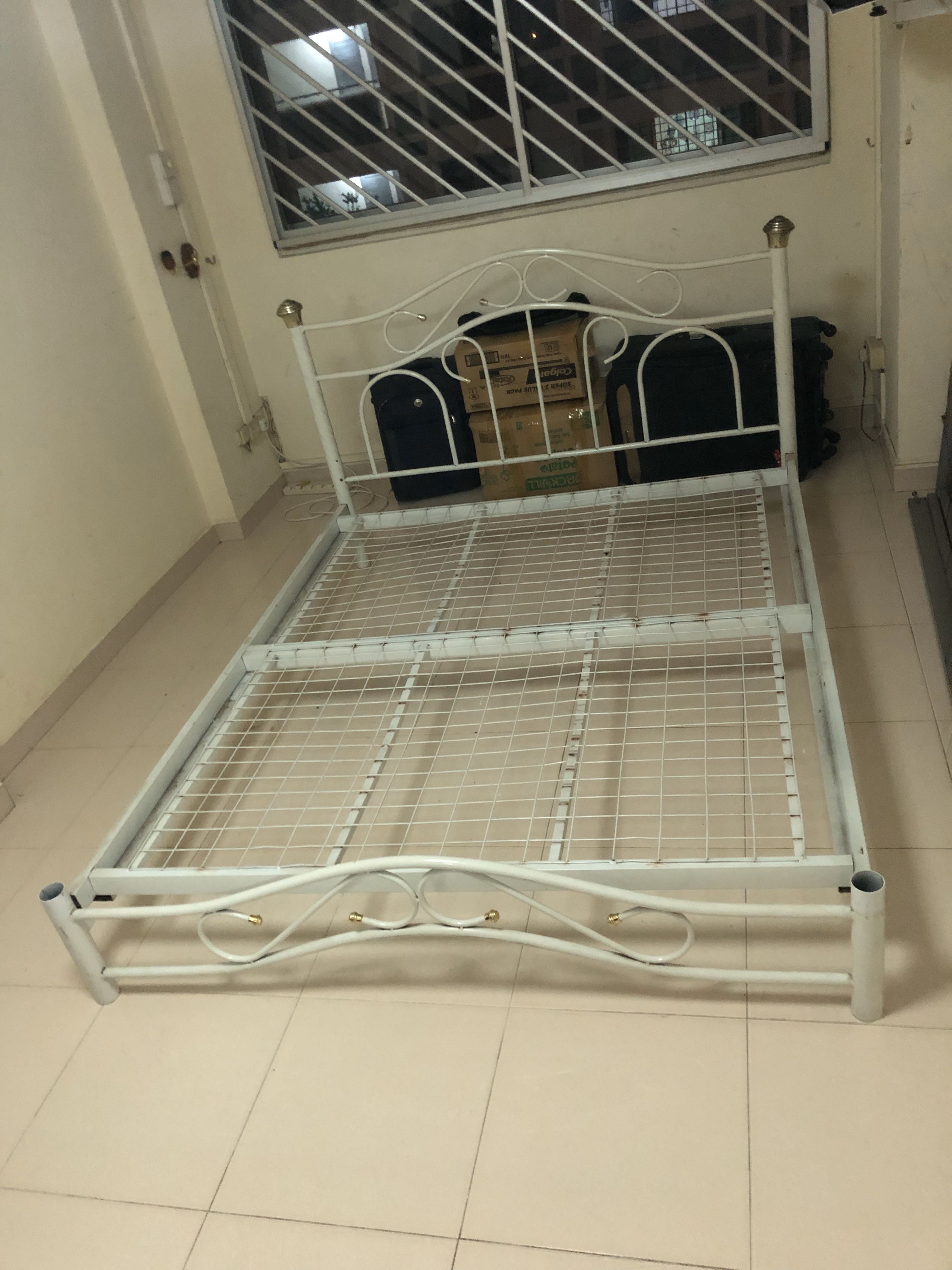 Bed White color Metal Frame, Furniture & Home Living, Furniture
