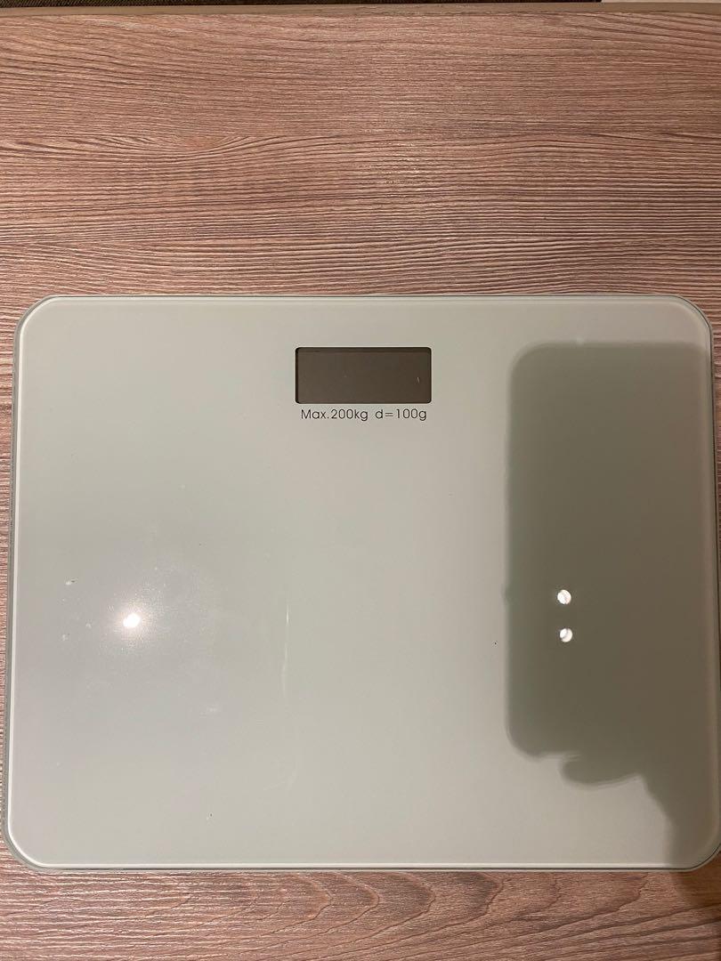 Body weight scale miniso, Electronics, Others on Carousell