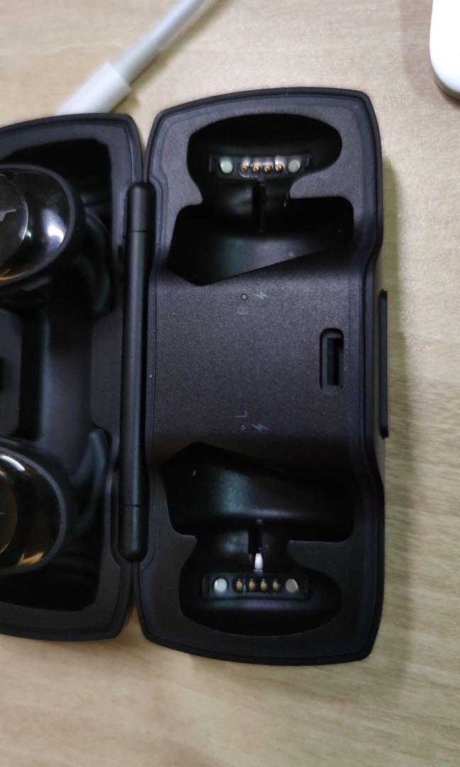 Bose Soundsport wireless headphones (Category: Headphones & Headsets) located in Manila. Submitted by barrett_young07 (Listing ID 1020221847, Image 3). Description: Rfs: upgraded to newer headphones.