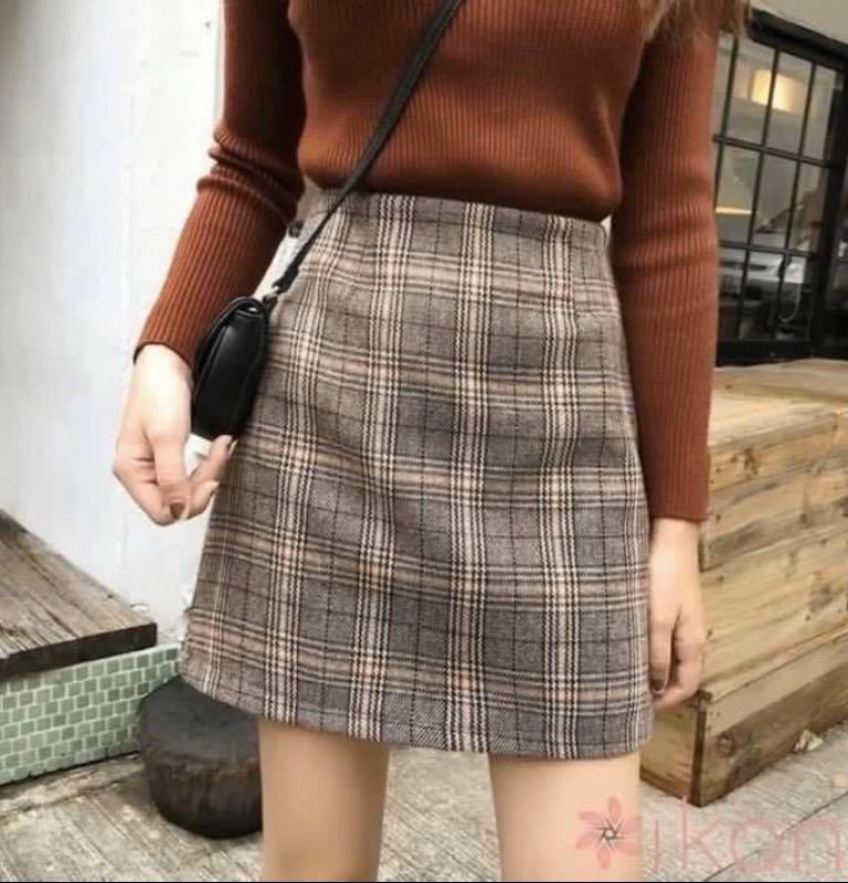 Plaid store skirt brown
