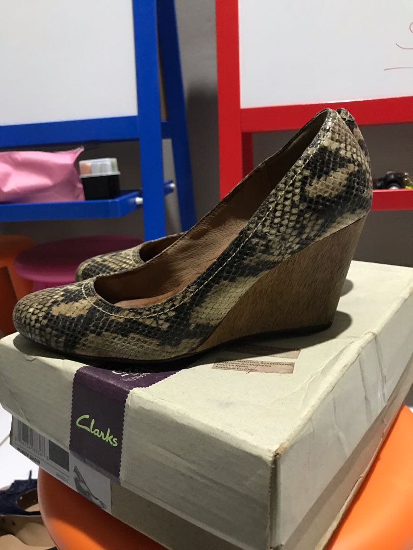 clarks purity snow wedge