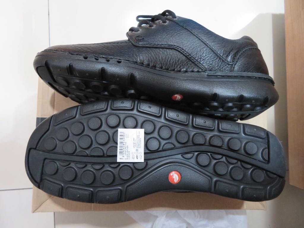 Clarks unnature hot sale time black
