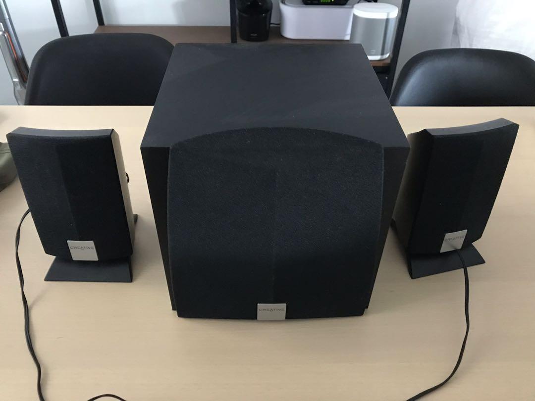 Creative inspire 2500 2.1 speakers good condition