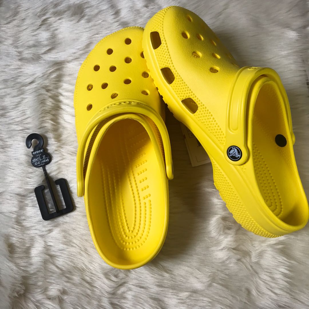 yellow clog crocs