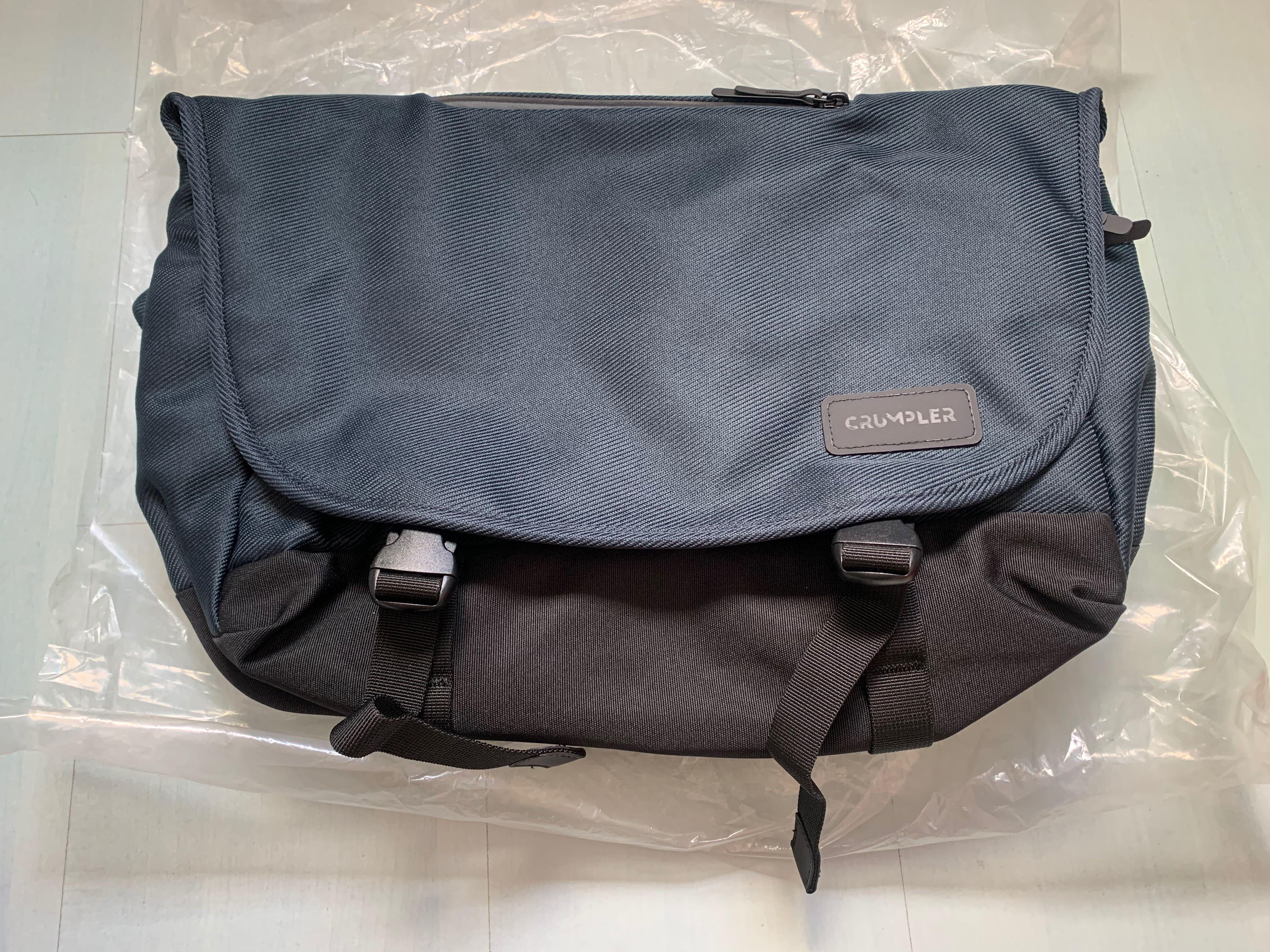 crumpler chronicler