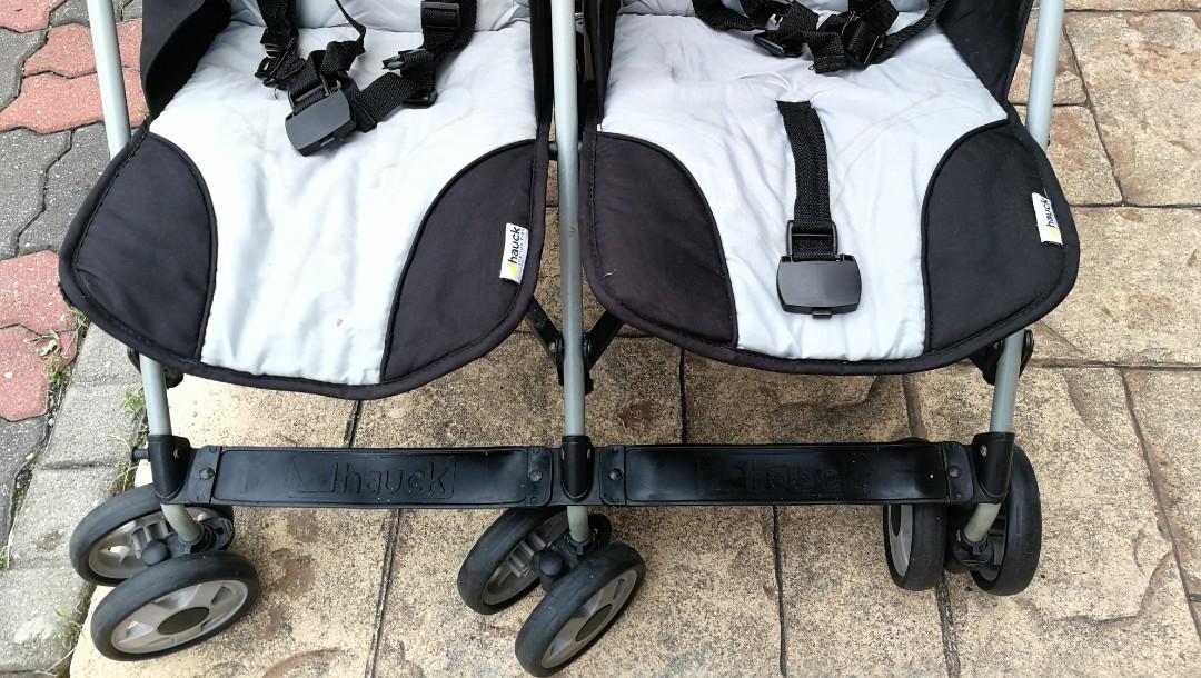 Double Stroller Twin Hauck, Babies & Kids, Going Out, Strollers on