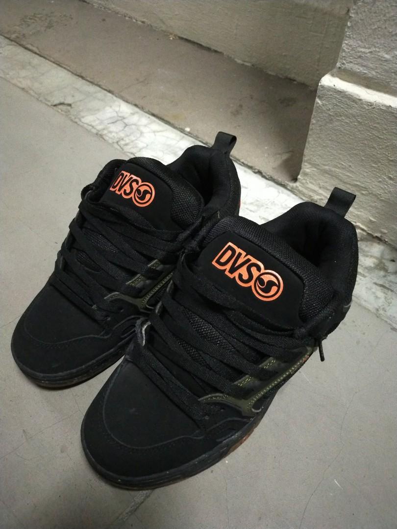 dvs comanche on feet