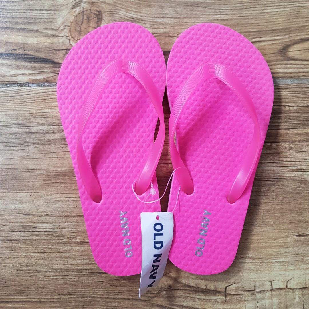 Old navy sale slippers 2025