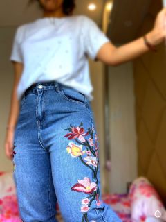 (Kategori: ) berada di . Dikirim oleh decothrift (ID iklan 1020165344, Gambar 1). Deskripsi: .