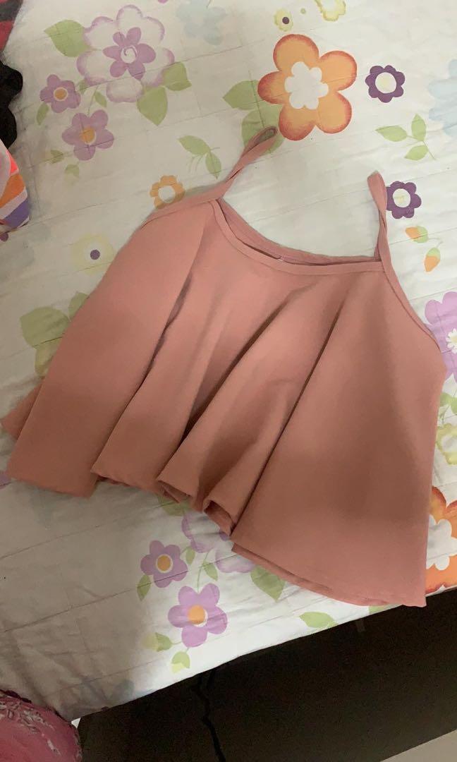 Flowy Top (Category: Sleeveless) located in Makati City. Submitted by cheapclothesph (Listing ID 1020146558, Image 1). Description: .