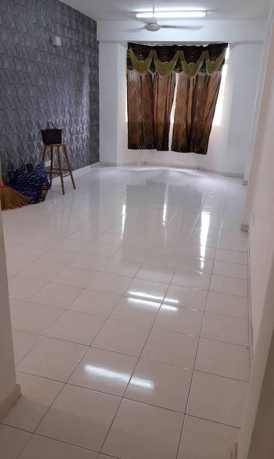 For Rent Desaku 3 Condo Kemensah Taman Melawati Property Rentals On Carousell