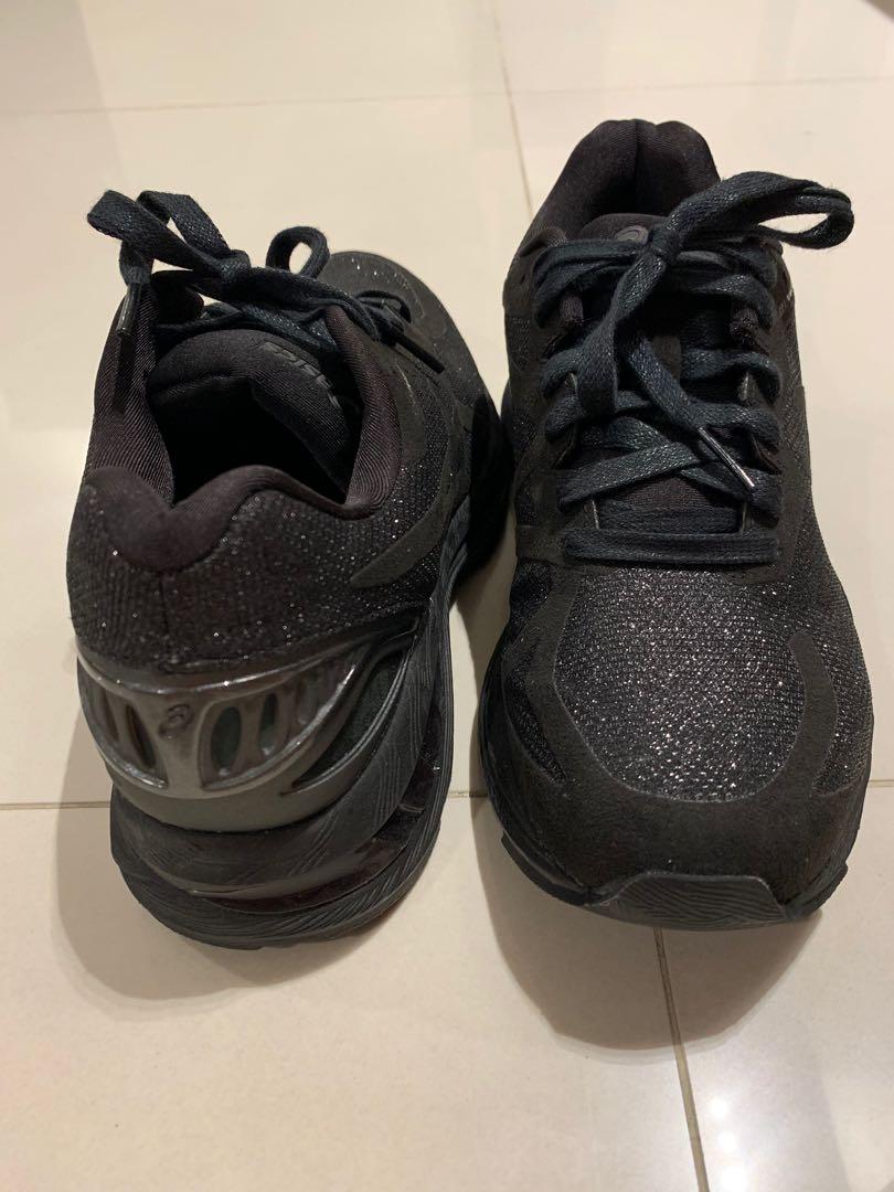 GEL NIMBUS 20 DISNEY PIXAR INCREDIBLES 2 Women s Fashion Footwear Sneakers on Carousell
