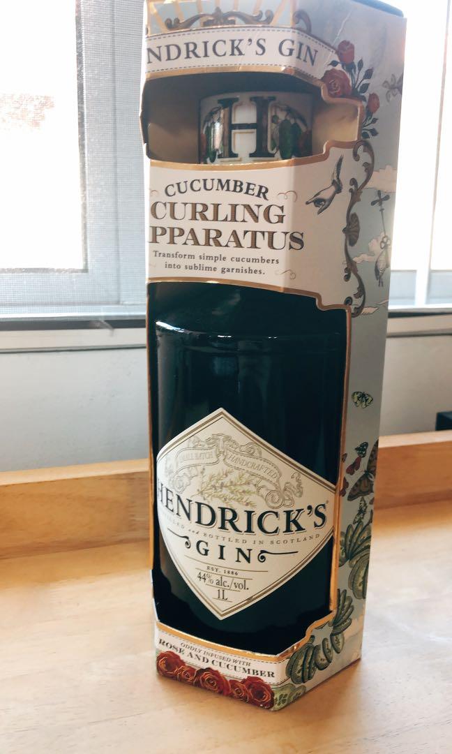 Hendricks Gin 1L Gift Set Cucumber Curler, Food & Drinks, Alcoholic