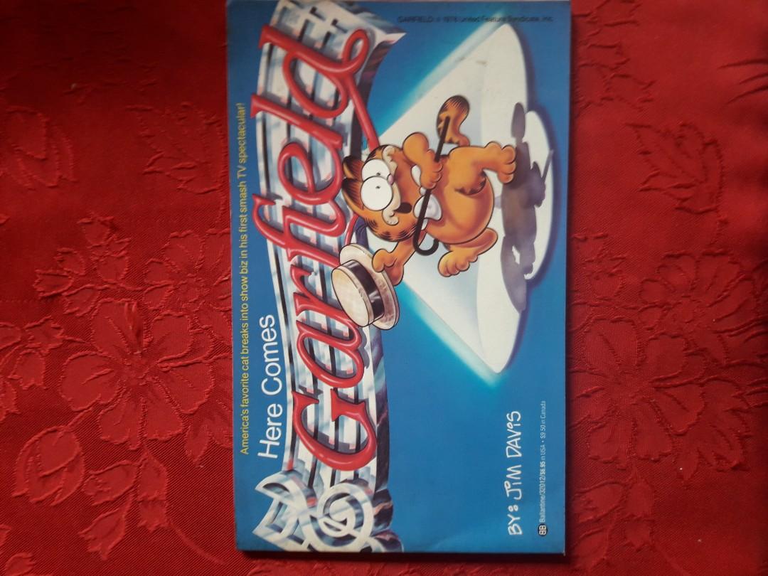 Here Comes Garfield By Jim Davis Books Comics Manga On Carousell