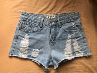 (Category: ) located in . Submitted by belovedshoppe (Listing ID 1020170295, Image 1). Description: .