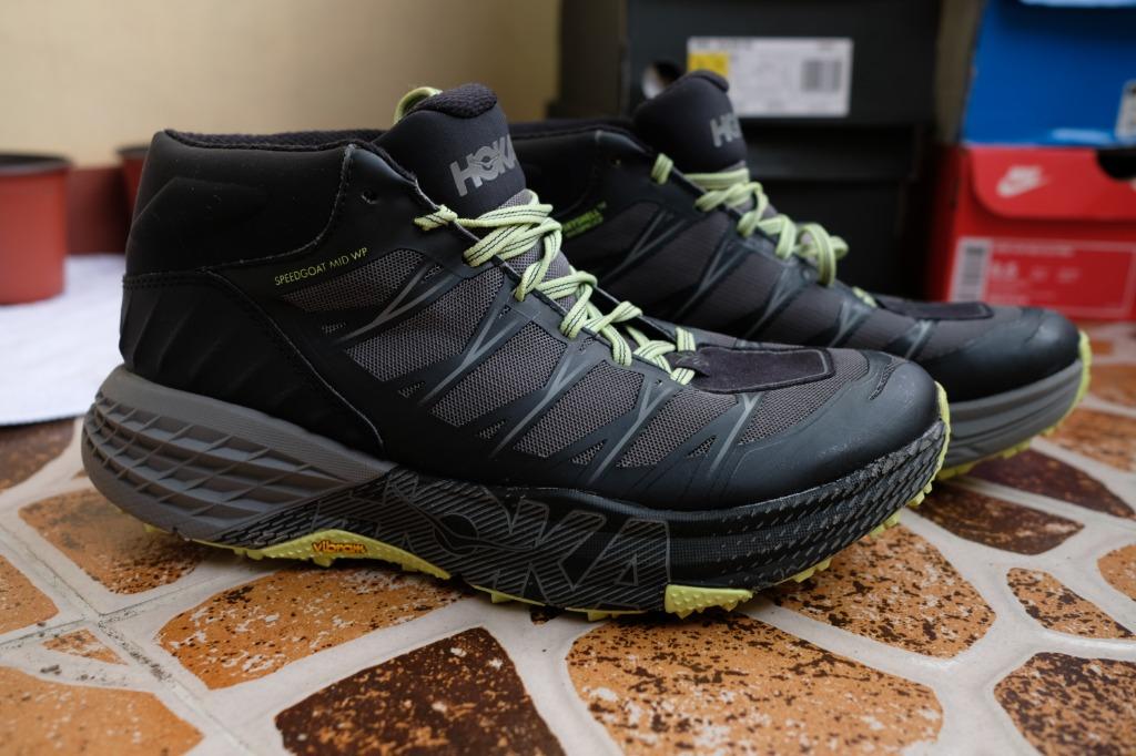 hoka one one speedgoat mid wp