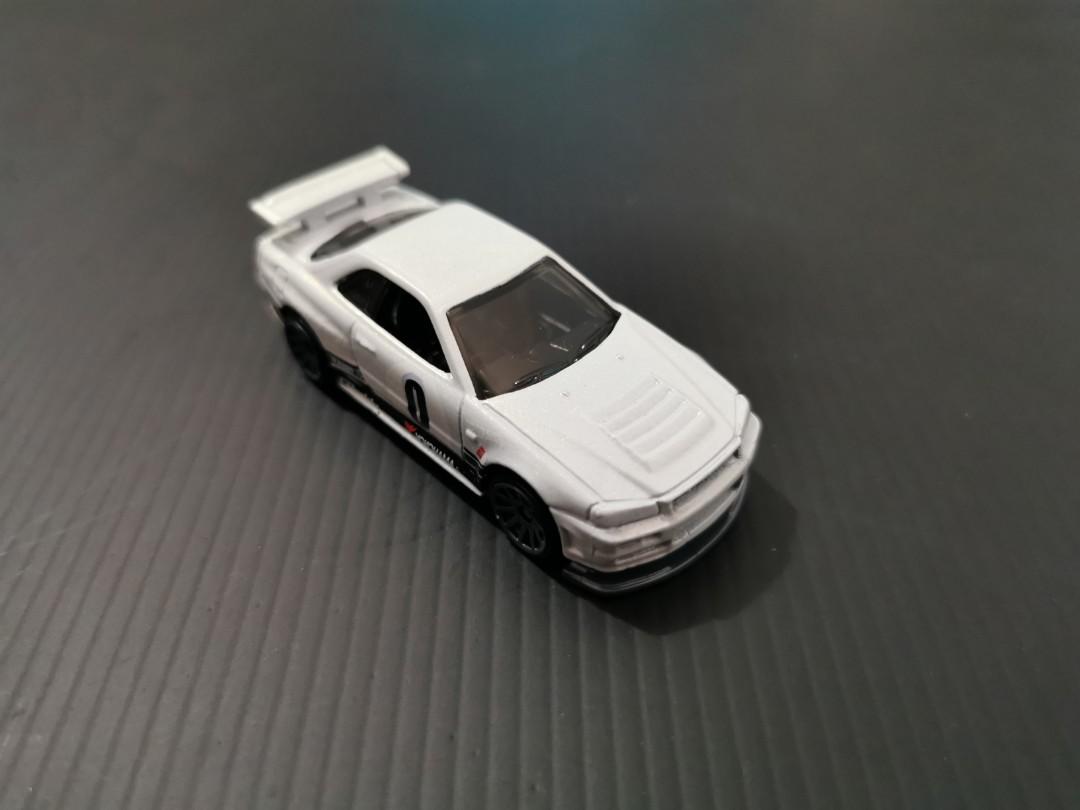 Hotwheels Nissan Skyline Gtr R34 Factory Custom White Unrivot Toys Games Diecast Toy Vehicles On Carousell