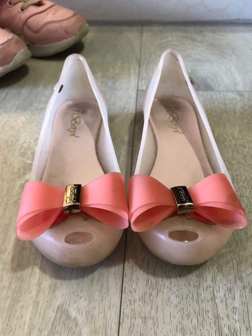 Girls jelly hotsell flats