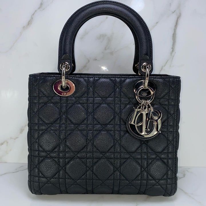 Lady dior caviar leather store