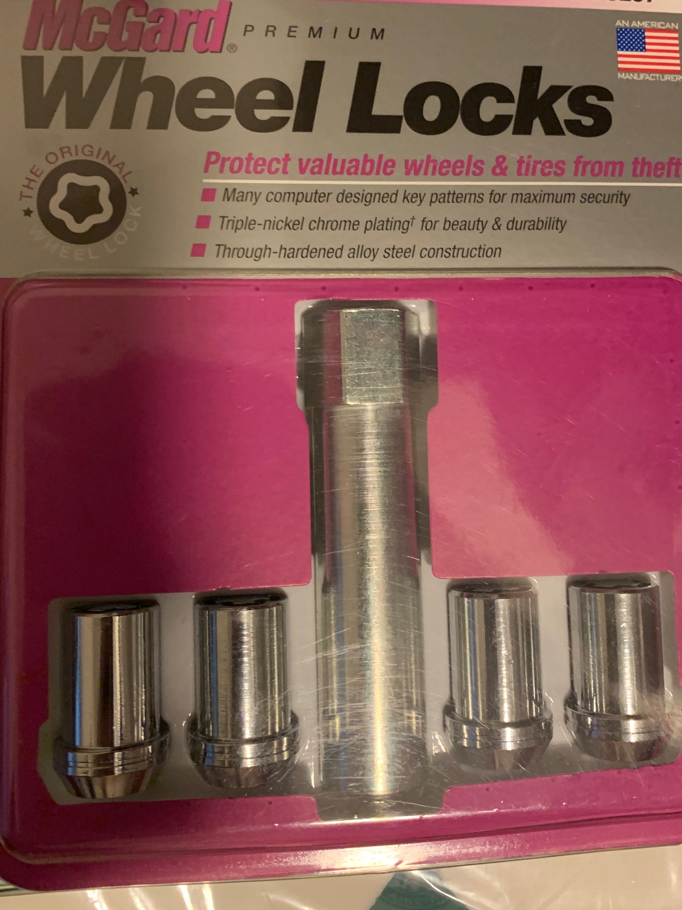 Mcgard Wheel Locks Car Accessories Tyres Rims On Carousell My mcgard spinning wheel locking nut was damaged sometime in the past probably by a tyre fitter link to husky liners: carousell
