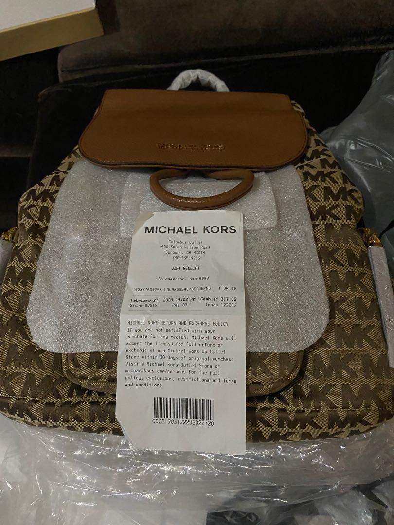 michael kors purse and wallet gift set