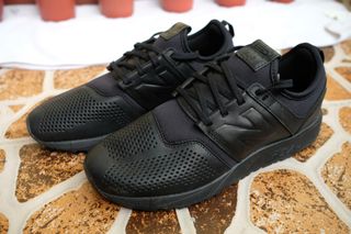 new balance 247 triple black