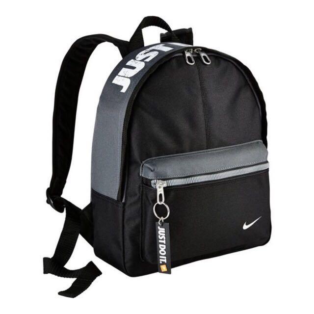 nike black mini backpack