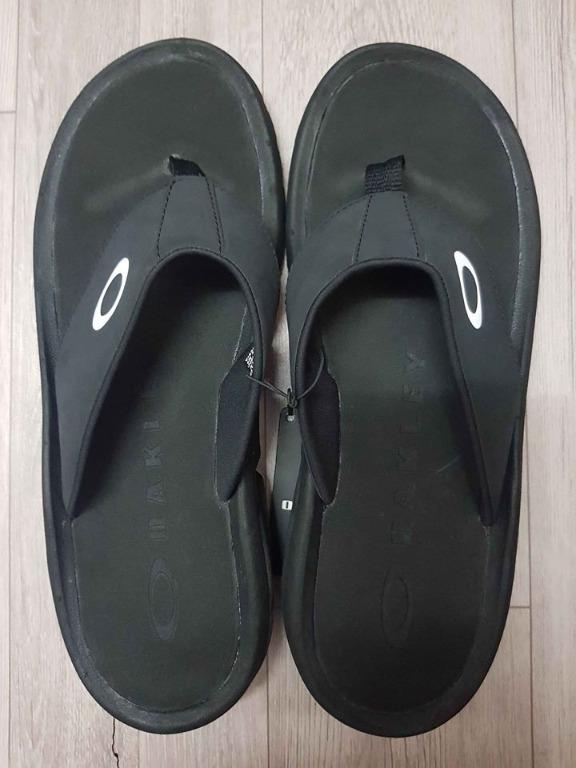 oakley supercoil 2.0 flip flops