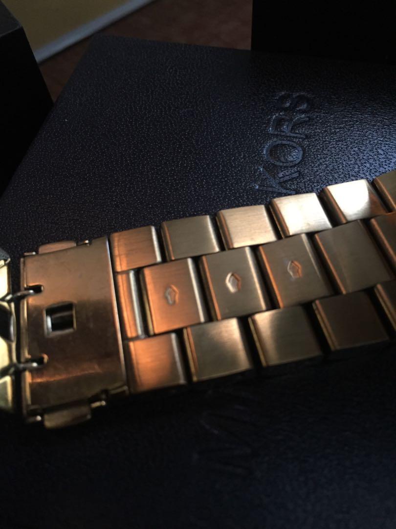 mk watch 258800