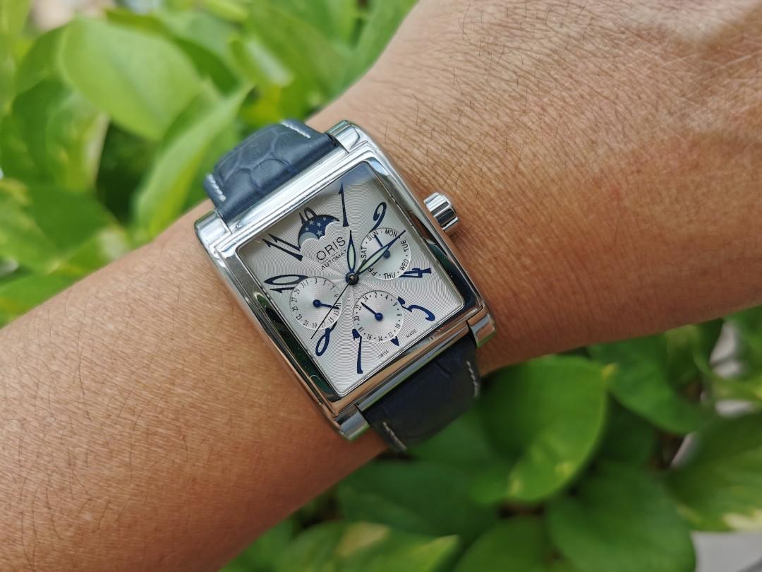 Oris store rectangular complication