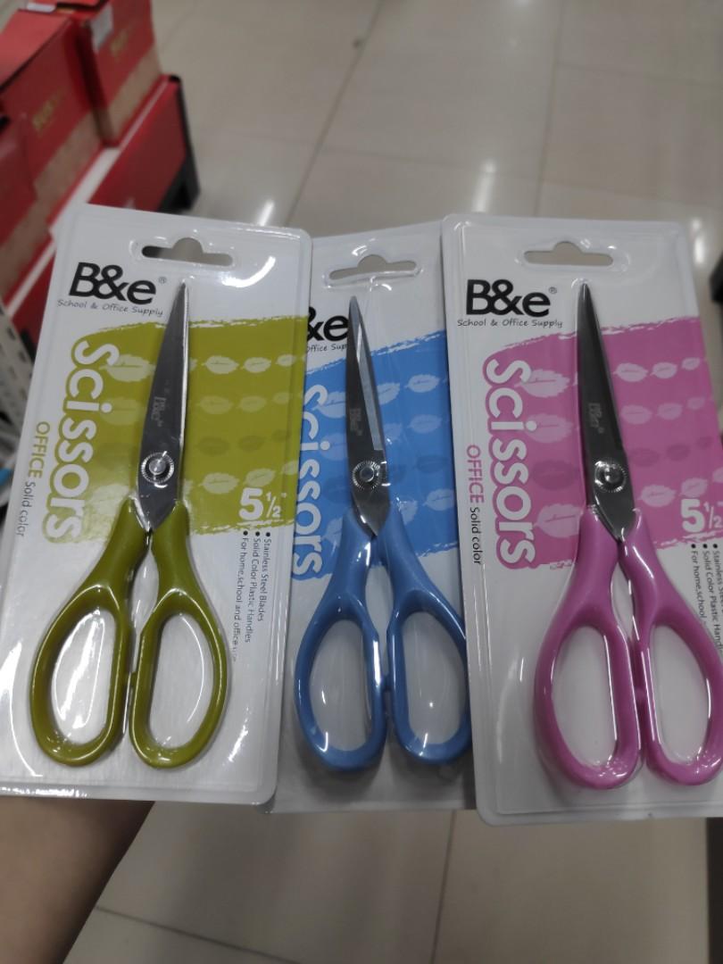 PREORDER B&e Scissors 5 1/2 (Category: Craft Supplies & Tools) located in Pasig City. Submitted by shoppinayph (Listing ID 1020156175, Image 1). Description: B&e Scissors 5 1/2 P45/each available in: - Green - Blue - Pink.