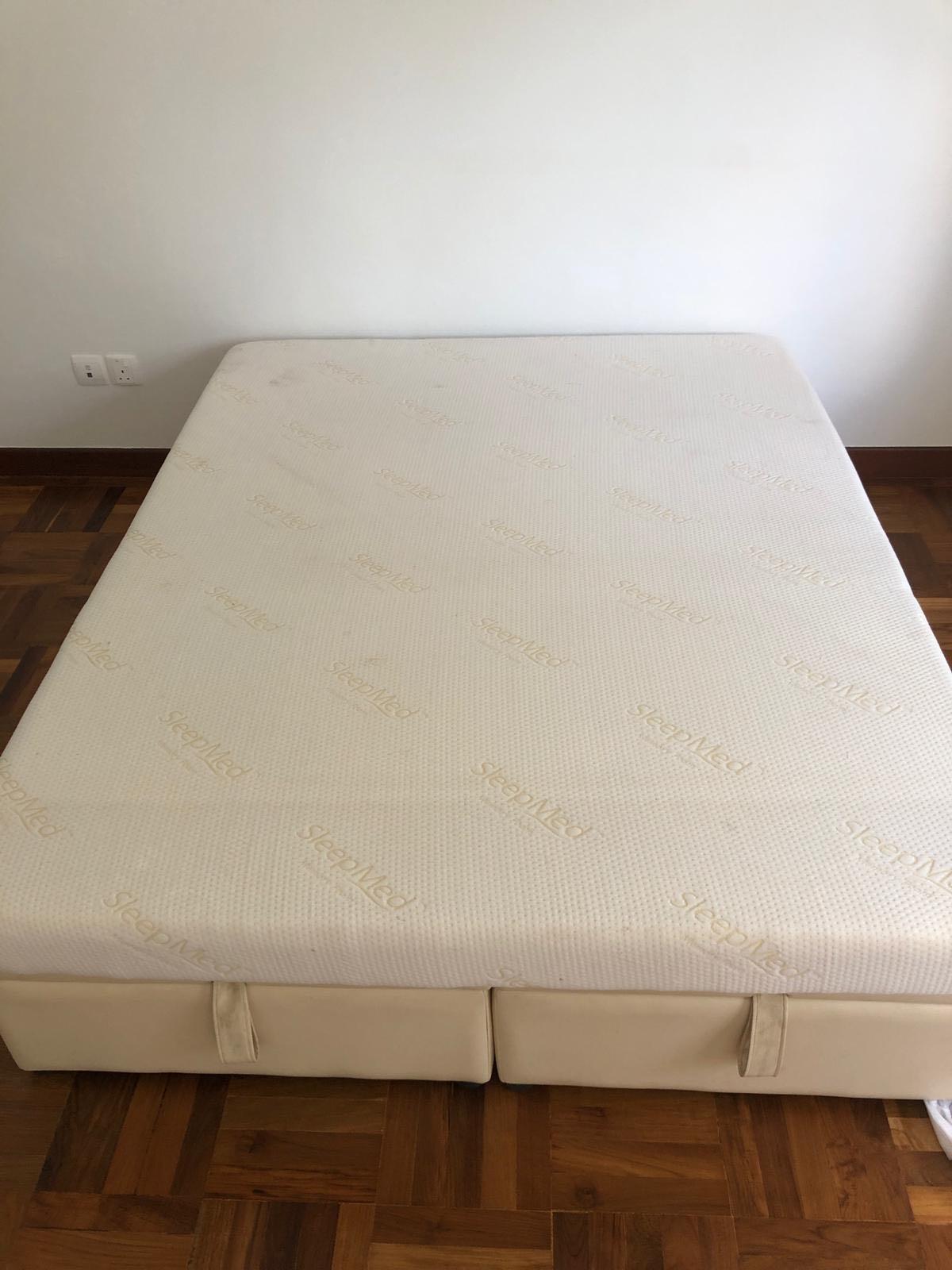 Queen Sized Storage Divan Bed With Memory Foam Mattress Furniture
