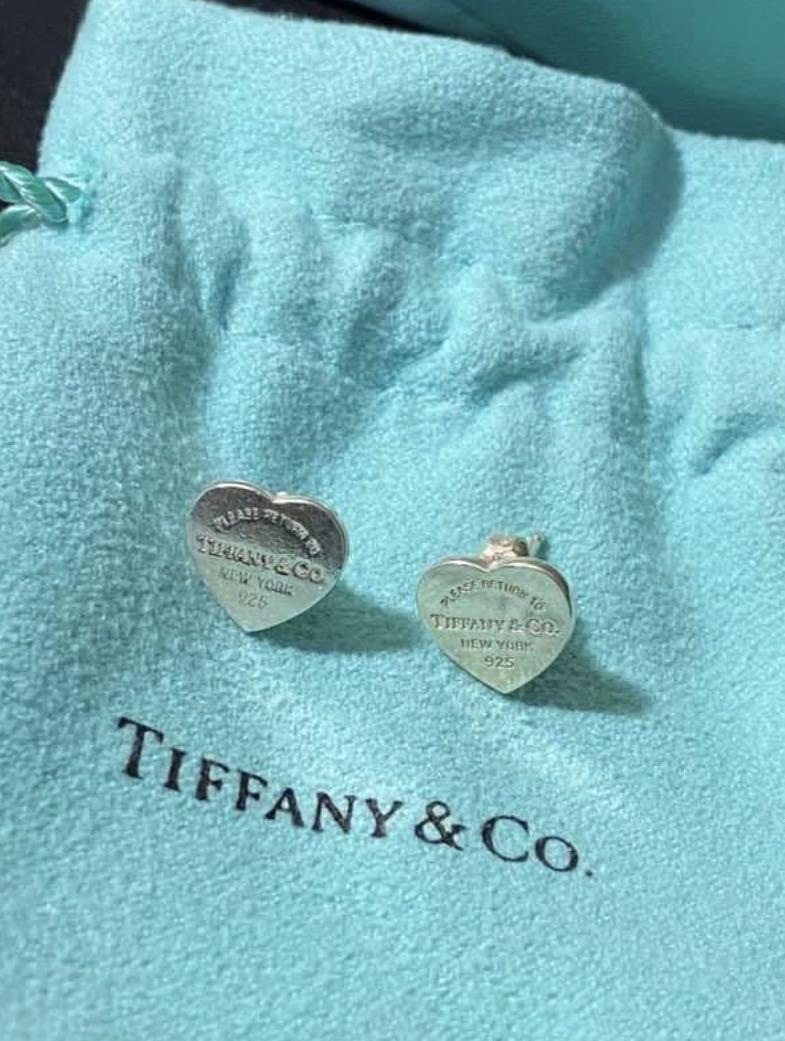 Mini heart shop tag tiffany earrings