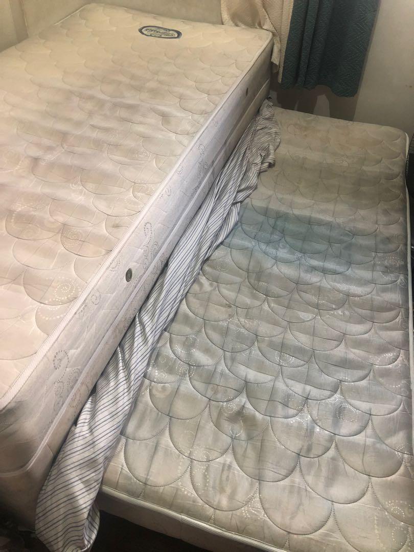 Used twin mattress for sale store near me