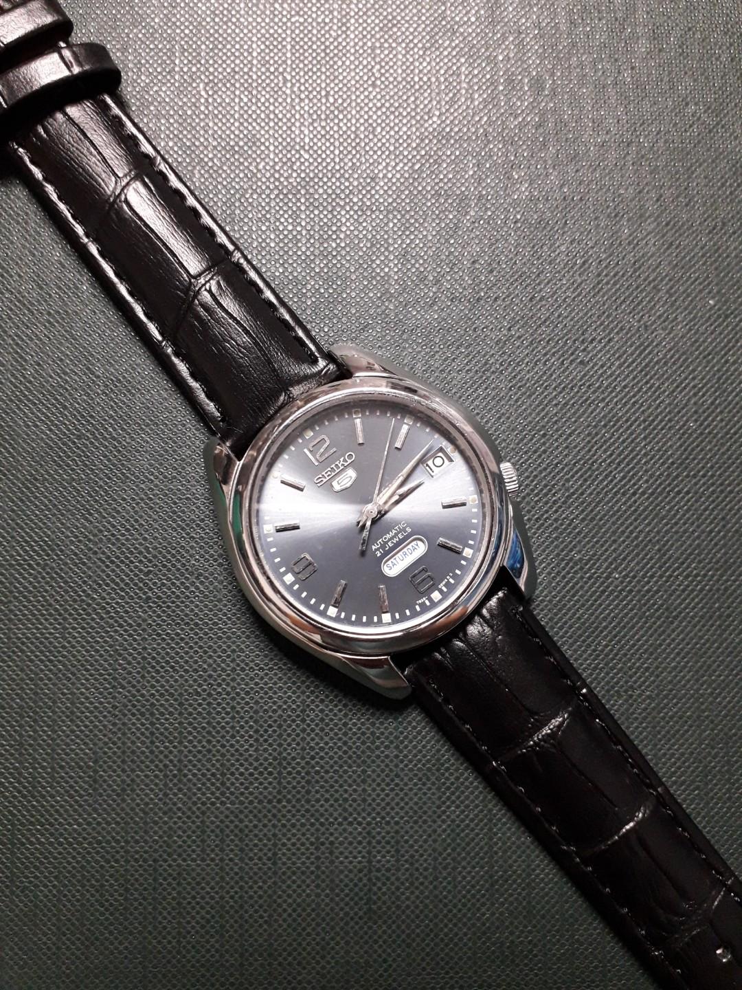 Seiko 5 SNK621 Dress watch, Men's Fashion, Watches & Accessories, Watches  on Carousell