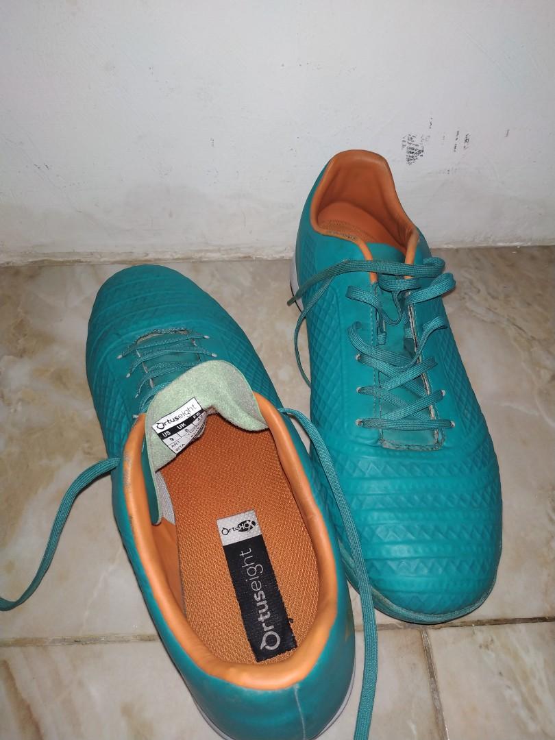 Sepatu Futsal Ortuseight Jogosala Maverick Tosca Olah Raga Perlengkapan Olahraga Lainnya Di Carousell