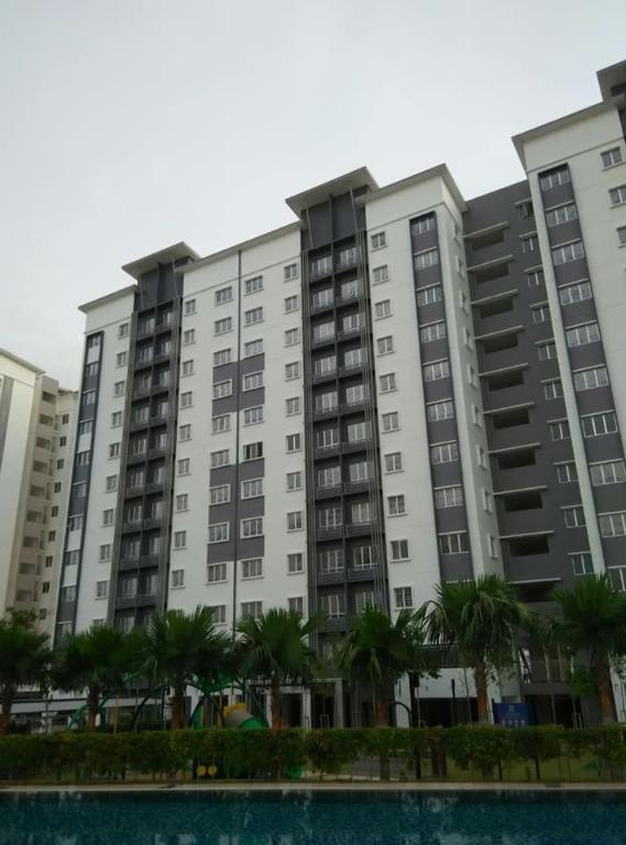 Seri Intan Apartment Setia Alam For Sell Property For Sale On Carousell