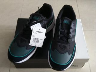 （分類：）位於 。 由 under300sneaker 提交（商品編號 1020249614，圖片 1）。簡介： 。