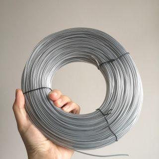 Soft wires for hanging airplants