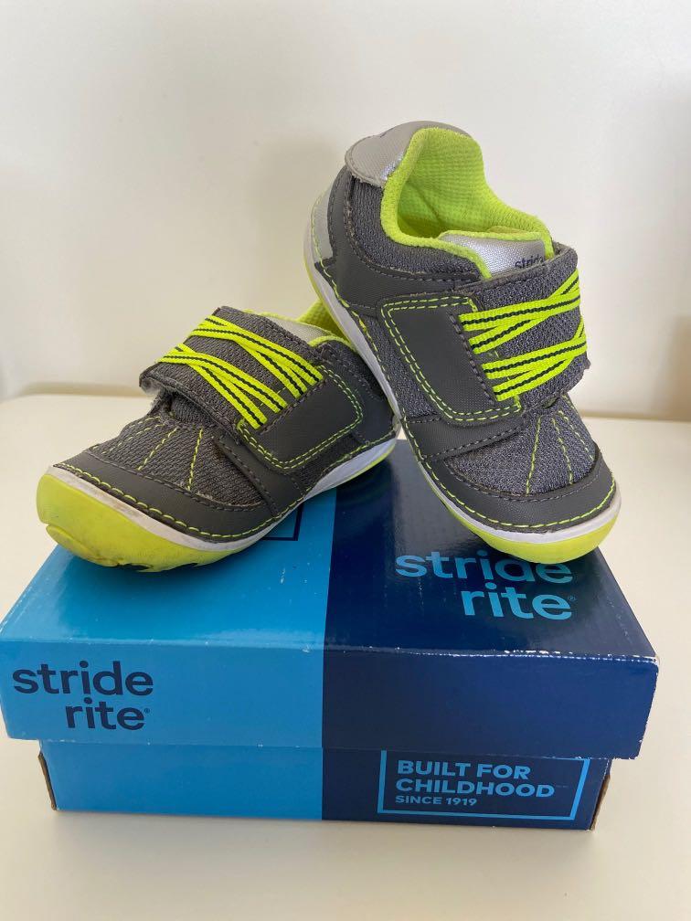 stride rite boys sneakers