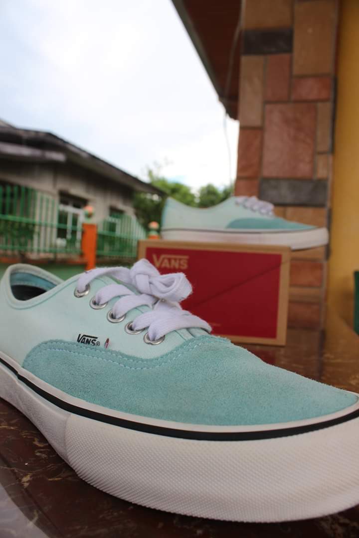 vans authentic aqua
