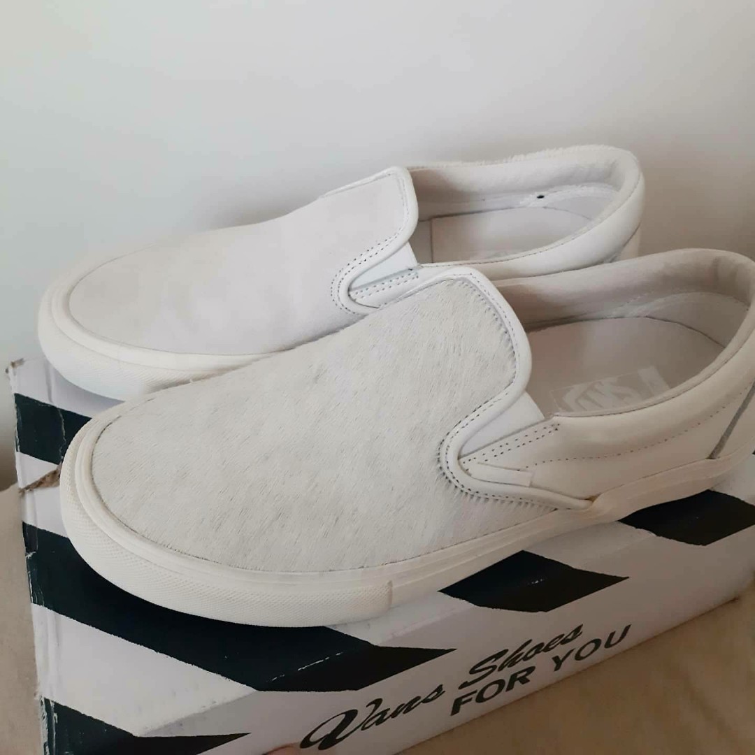 27.0 Engineered Garments Classic Slip-On