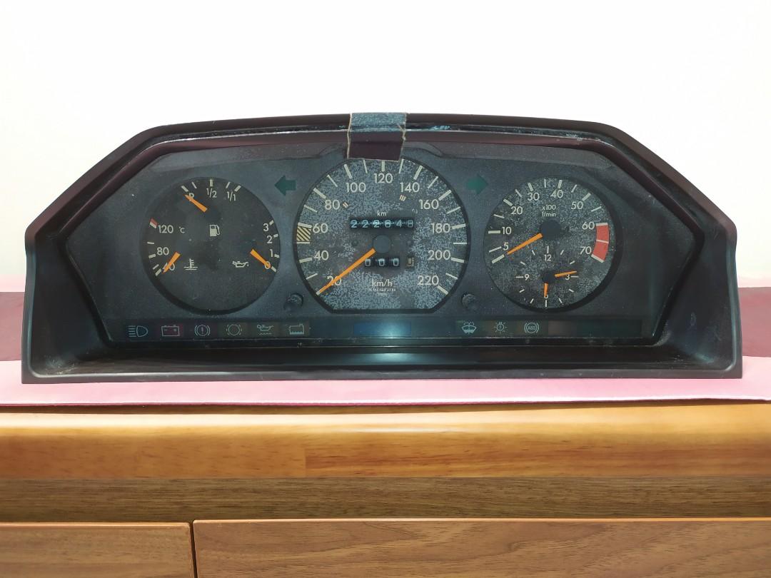 W124 Instrument Cluster for Spares or Repair, Car Accessories