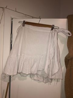 (Category: ) located in . Submitted by durri (Listing ID 1020057128, Image 1). Description: .