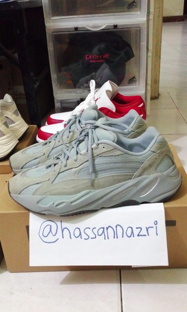 YEEZY 700 V2 HOSPITAL BLUE