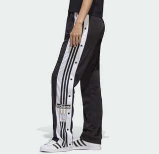 (Category: ) located in . Submitted by hypeeeeeeeee (Listing ID 1020385660, Image 1). Description: .
