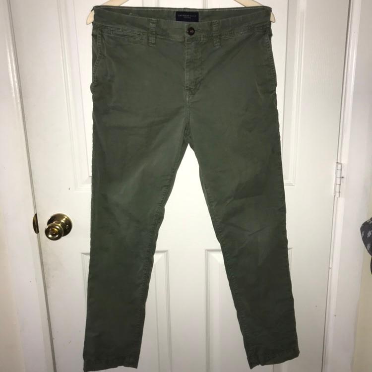 olive green cargo pants american eagle