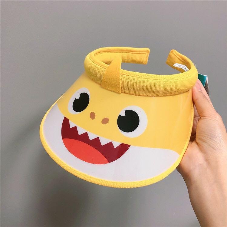 💛預購baby shark 防曬太陽帽, 兒童＆孕婦用品, 其他 - Carousell
